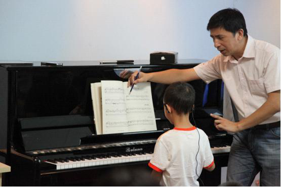 西安雅马哈钢琴专卖店分享琴童的发展道路